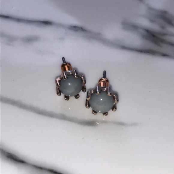 Jewelry - Grey & Gold earrings Jewelry - Grey & Gold earrings